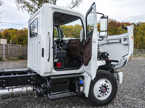 NEW 2025 HINO L6 BOX VAN TRUCK #$vid