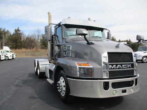 USED 2020 MACK AN64T TANDEM AXLE DAYCAB TRUCK #$vid