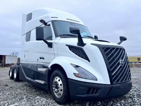 NEW 2026 VOLVO VNL64T860 TANDEM AXLE SLEEPER TRUCK #$vid