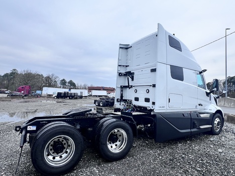 NEW 2026 VOLVO VNL64T860 TANDEM AXLE SLEEPER TRUCK #$vid