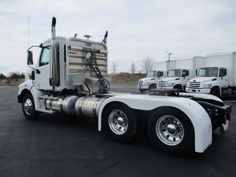 USED 2022 WESTERN STAR 49X TANDEM AXLE DAYCAB TRUCK #$vid