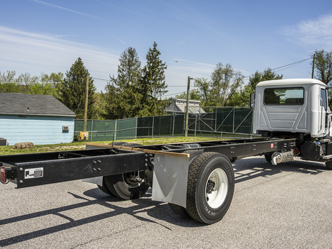 NEW 2026 MACK MD6 CAB CHASSIS TRUCK #$vid