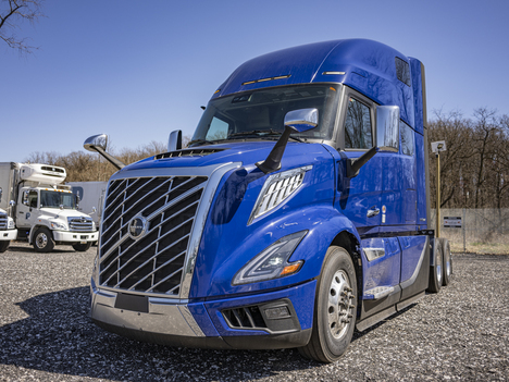 NEW 2025 VOLVO VNL860 TANDEM AXLE SLEEPER TRUCK #$vid