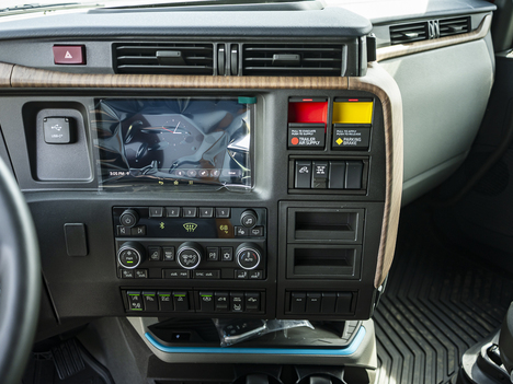 NEW 2025 VOLVO VNL860 TANDEM AXLE SLEEPER TRUCK #$vid
