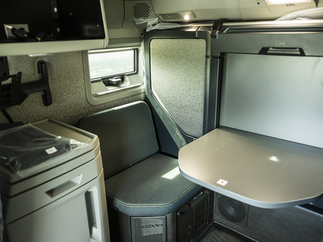 NEW 2025 VOLVO VNL860 TANDEM AXLE SLEEPER TRUCK #$vid