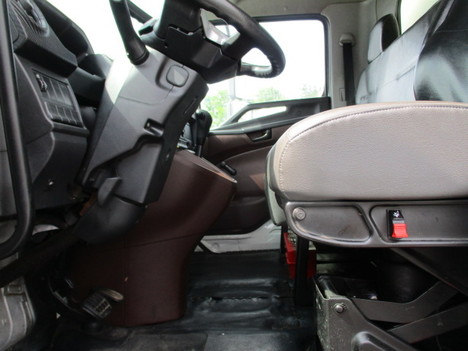 USED 2021 HINO L6 BOX VAN TRUCK #$vid