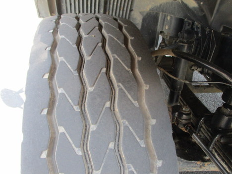 USED 2022 VOLVO VHD84F ROLL-OFF GARBAGE TRUCK #$vid