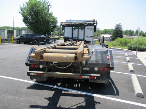 USED 2022 VOLVO VHD84F ROLL-OFF GARBAGE TRUCK #$vid