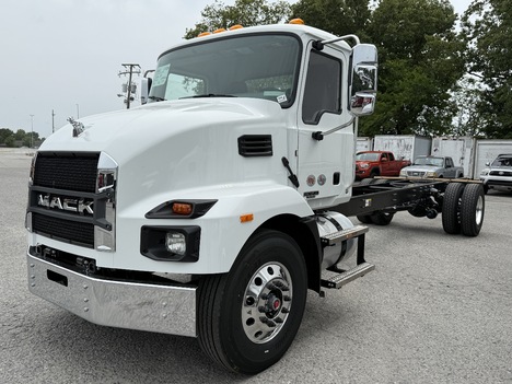NEW 2026 MACK MD6 CAB CHASSIS TRUCK #$vid