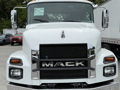 NEW 2026 MACK MD6 CAB CHASSIS TRUCK #$vid