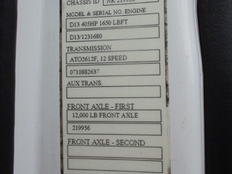 USED 2019 VOLVO VNL64T300 T/A TAG AXLE DAYCAB TRUCK #$vid