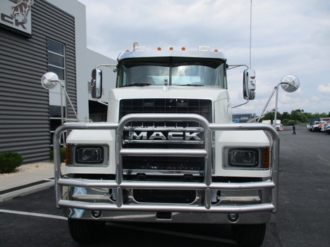 USED 2020 MACK PI64T T/A TAG AXLE DAYCAB TRUCK #$vid