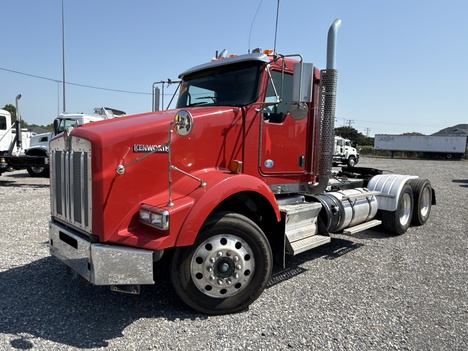 USED 2013 KENWORTH T800 DAYCAB TRUCK #$vid