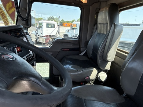 USED 2013 KENWORTH T800 DAYCAB TRUCK #$vid