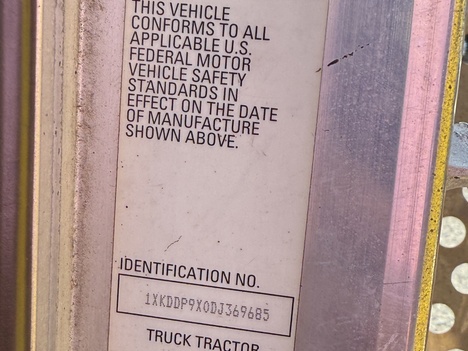USED 2013 KENWORTH T800 DAYCAB TRUCK #$vid