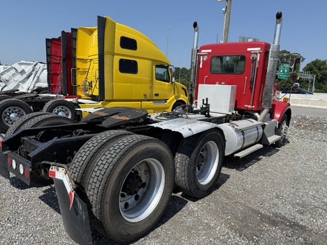 USED 2013 KENWORTH T800 DAYCAB TRUCK #$vid