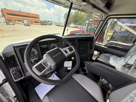 NEW 2025 MACK GRANITE 64B ROLL-OFF GARBAGE TRUCK #$vid