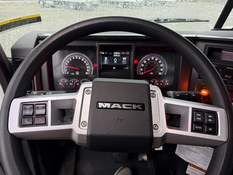 NEW 2026 MACK GRANITE 64B ROLL-OFF GARBAGE TRUCK #$vid