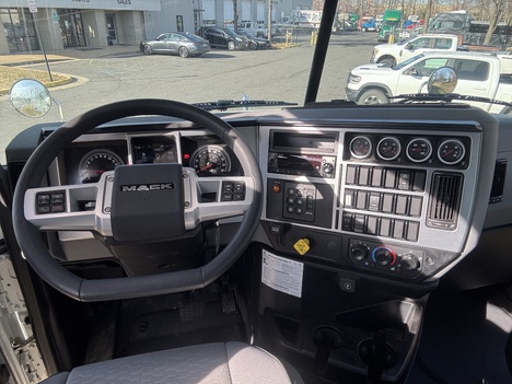 NEW 2026 MACK GR64F ROLL-OFF TRUCK #$vid