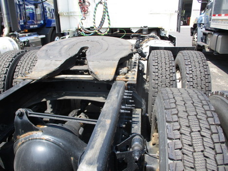USED 2020 VOLVO VNR64T300 TANDEM AXLE DAYCAB TRUCK #$vid