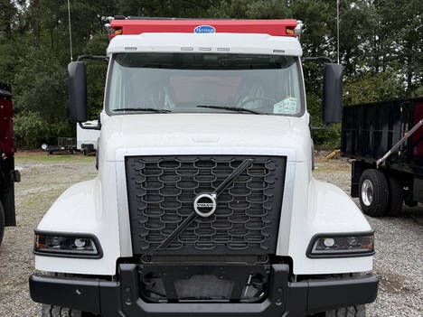 NEW 2026 VOLVO VHD104F 5 AXLE STEEL DUMP TRUCK #$vid