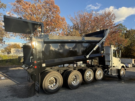 NEW 2026 VOLVO VHD104F 5 AXLE STEEL DUMP TRUCK #$vid