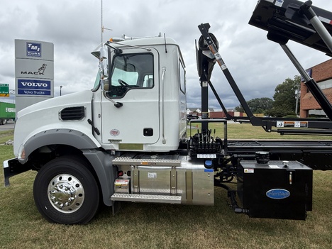 NEW 2026 MACK GR64B ROLL-OFF GARBAGE TRUCK #$vid