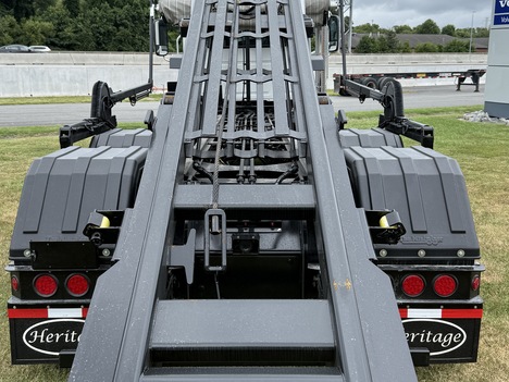 NEW 2026 MACK GR64B ROLL-OFF GARBAGE TRUCK #$vid