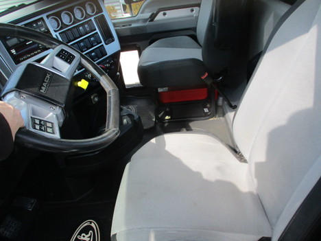 USED 2020 MACK AN64T TANDEM AXLE DAYCAB TRUCK #$vid