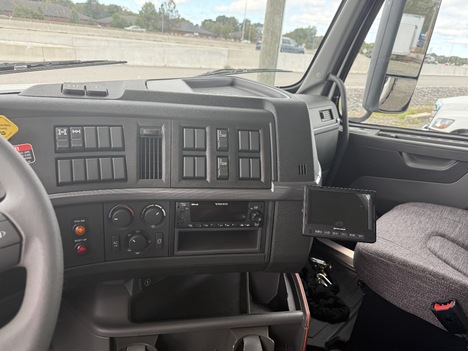 NEW 2026 VOLVO VHD104F 5 AXLE STEEL DUMP TRUCK #$vid