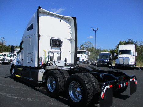 USED 2021 KENWORTH T680 TANDEM AXLE SLEEPER TRUCK #$vid