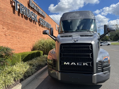 NEW 2026 MACK PIONEER TANDEM AXLE SLEEPER TRUCK #$vid