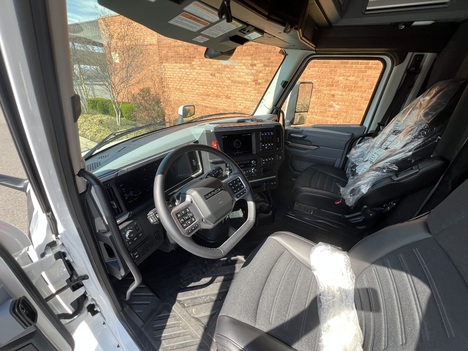 NEW 2026 MACK PIONEER TANDEM AXLE SLEEPER TRUCK #$vid