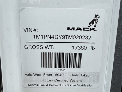 NEW 2026 MACK PINNACLE PI64T TANDEM AXLE DAYCAB TRUCK #$vid