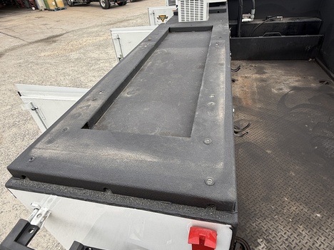 USED 2024 MACK MD6 SERVICE - UTILITY TRUCK #$vid