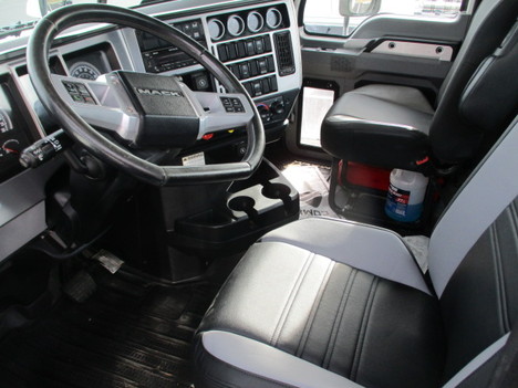 USED 2022 MACK AN64T TANDEM AXLE DAYCAB TRUCK #$vid