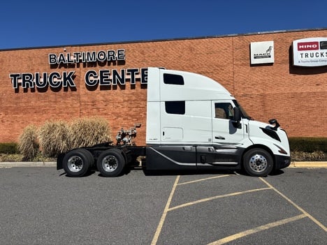 NEW 2027 VOLVO ALL NEW VNL860 TANDEM AXLE SLEEPER TRUCK #$vid