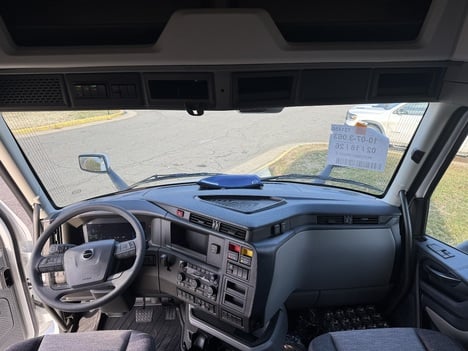 NEW 2027 VOLVO VNL64T860 TANDEM AXLE SLEEPER TRUCK #$vid