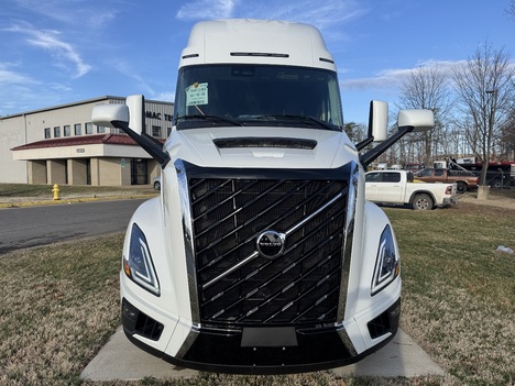 NEW 2027 VOLVO ALL NEW VNL860 TANDEM AXLE SLEEPER TRUCK #$vid