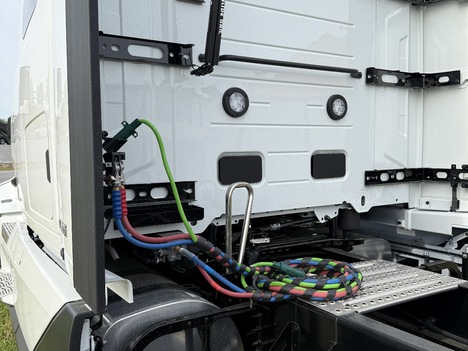 NEW 2027 VOLVO VNL64T860 TANDEM AXLE SLEEPER TRUCK #$vid