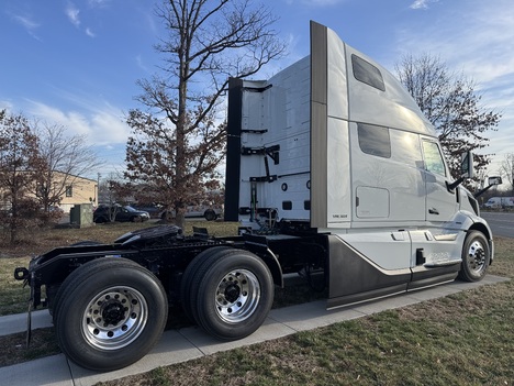NEW 2027 VOLVO ALL NEW VNL860 TANDEM AXLE SLEEPER TRUCK #$vid