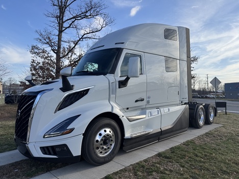 NEW 2027 VOLVO ALL NEW VNL860 TANDEM AXLE SLEEPER TRUCK #$vid