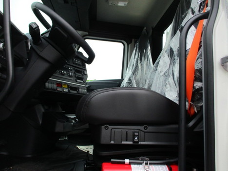 NEW 2027 MACK PIONEER DAYCAB TRUCK #$vid
