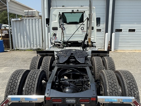 NEW 2027 MACK PIONEER DAYCAB TRUCK #$vid