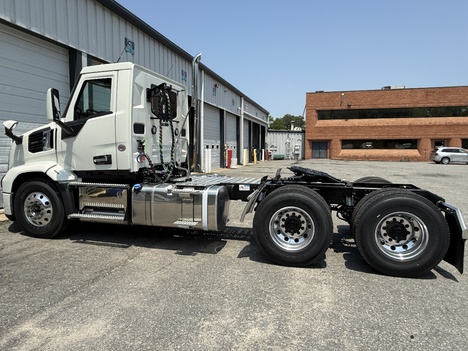 NEW 2027 MACK PIONEER DAYCAB TRUCK #$vid