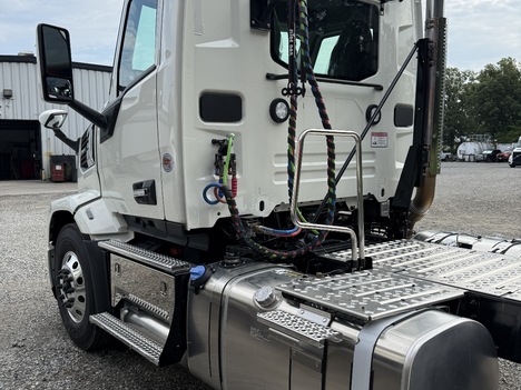 NEW 2027 MACK PIONEER DAYCAB TRUCK #$vid