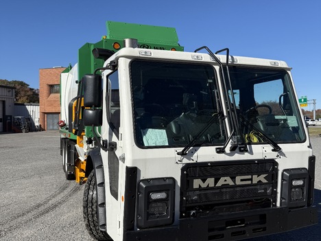 NEW 2026 MACK LR64 GARBAGE TRUCK #$vid