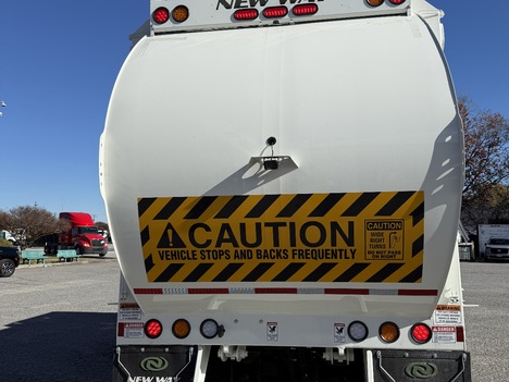 NEW 2026 MACK LR64 GARBAGE TRUCK #$vid