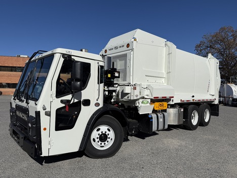 NEW 2026 MACK LR64 GARBAGE TRUCK #$vid