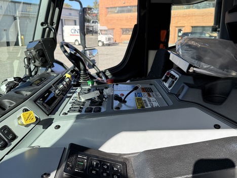 NEW 2026 MACK LR64 GARBAGE TRUCK #$vid